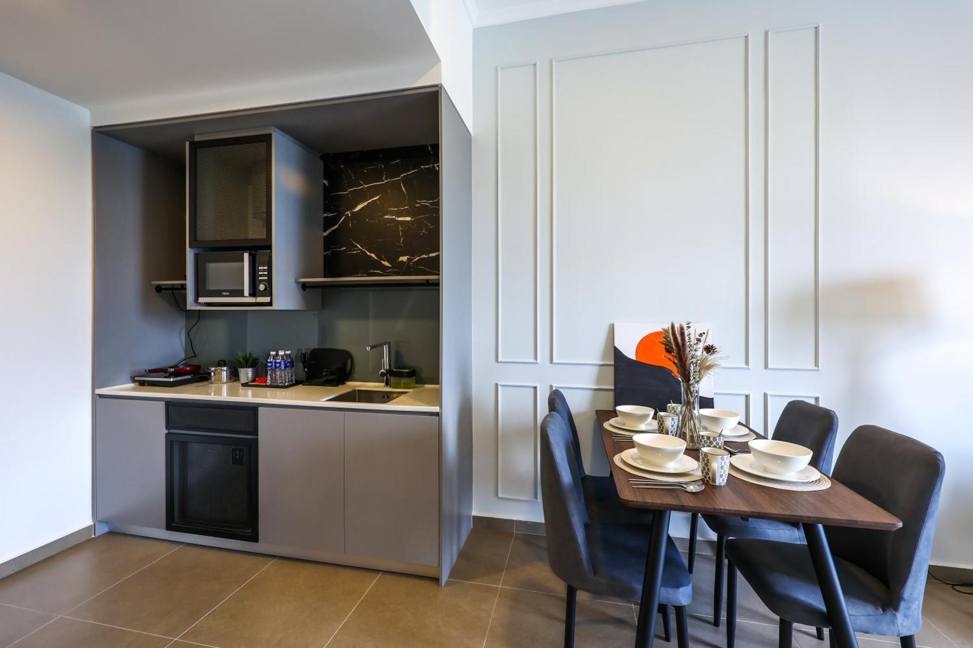 Mossaz Suites By Mykey Petaling Jaya Esterno foto