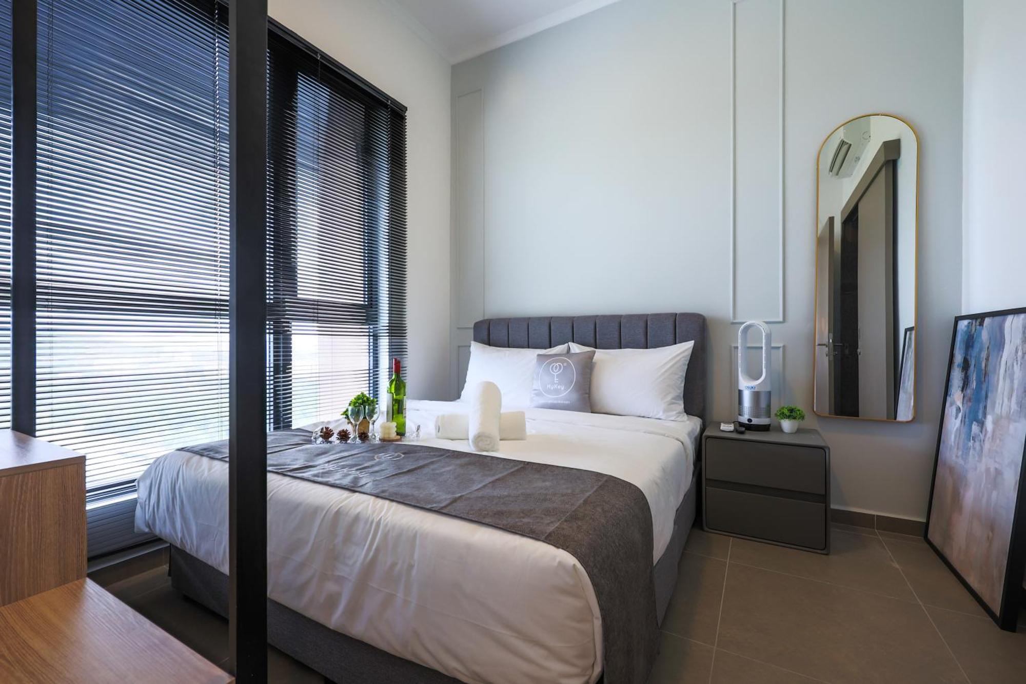 Mossaz Suites By Mykey Petaling Jaya Esterno foto