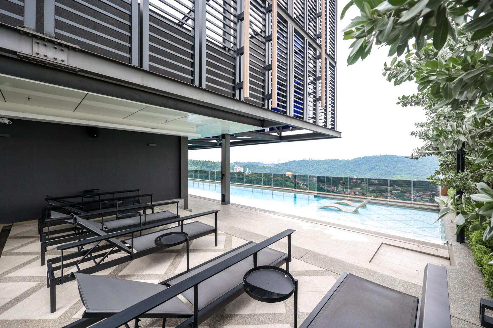 Mossaz Suites By Mykey Petaling Jaya Esterno foto